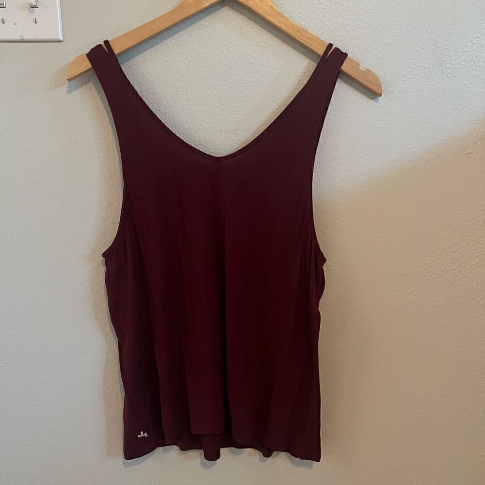 JoyLab Maroon Tank Top with Side Slit - Picture 4 of 4